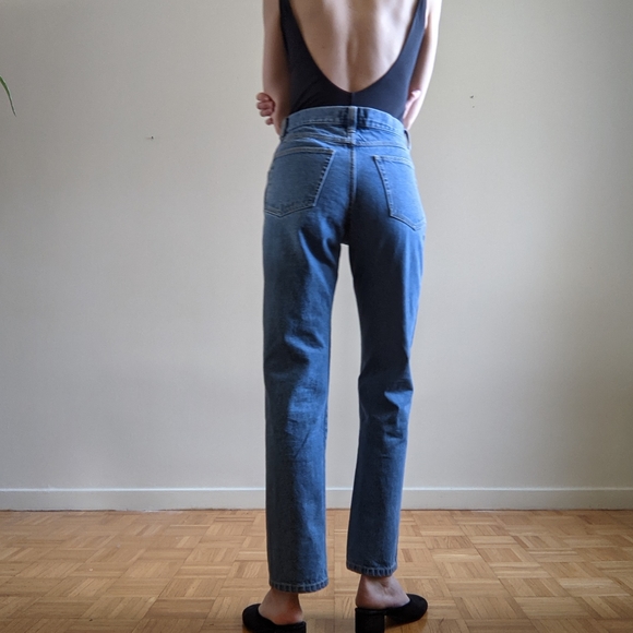 Red Head Highwaist Straight Leg Jeans - Picture 5 of 6